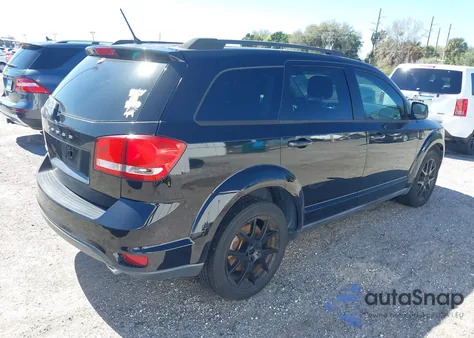 2015 Dodge Journey Sxt z USA, uszkodzony, nr VIN 3C4PDCBGXFT511323